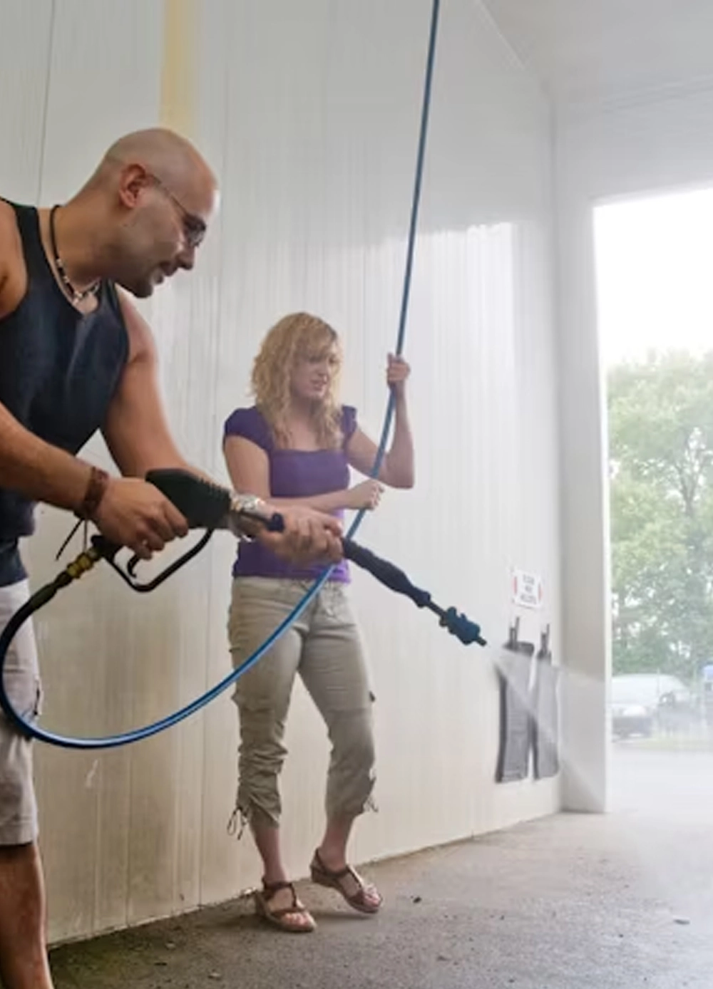 How to Wash a Car with a Power Washer?